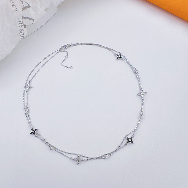 Four Leaf Clover Necklace in Micro Black