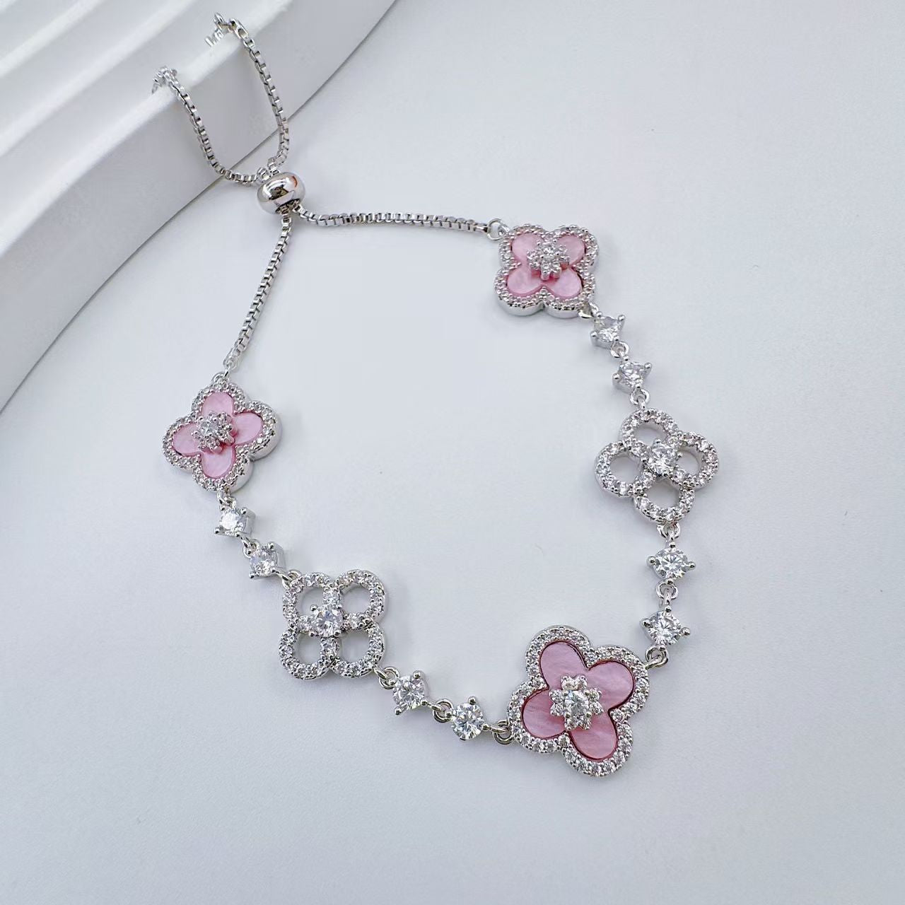 Four Leaf Clover Zirconia Openwork Bracelet