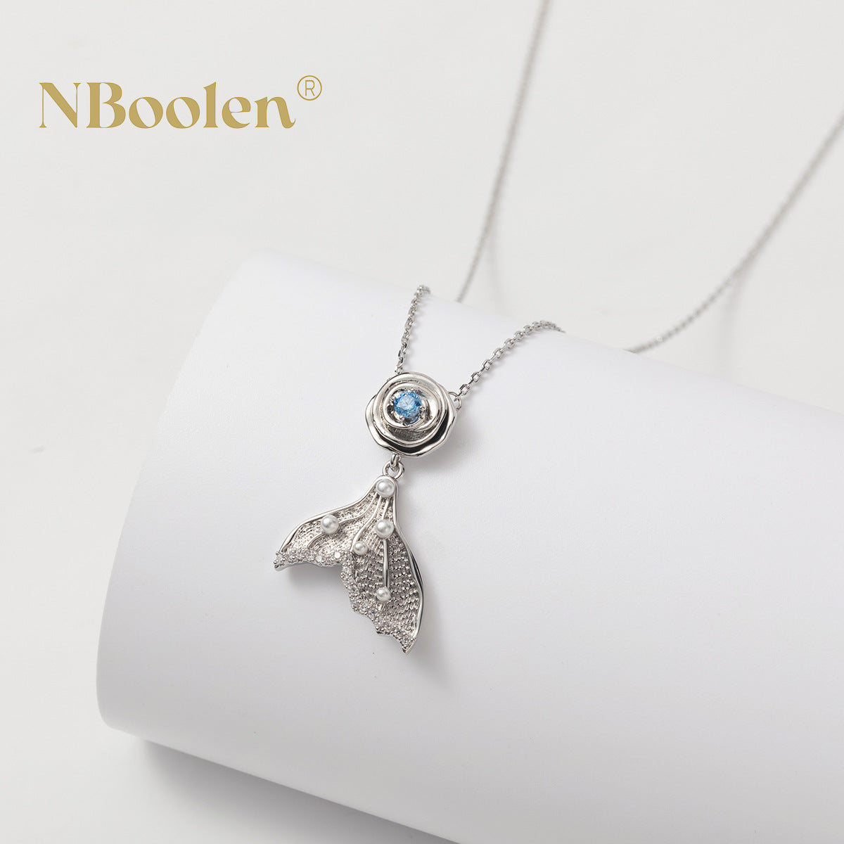 Fishtail pearl and blue zirconia necklace