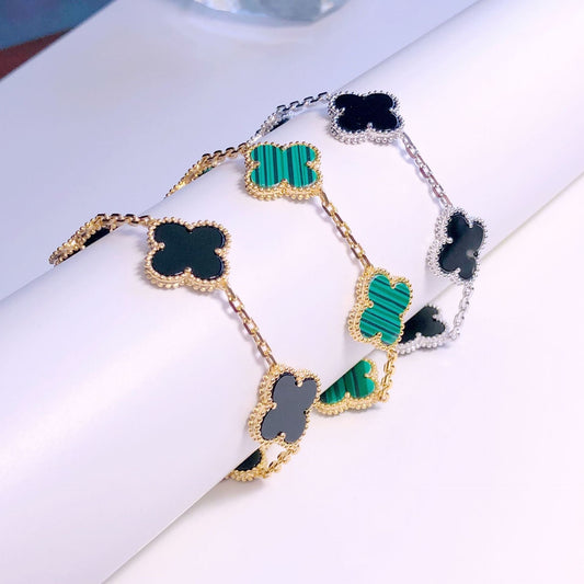 Four Leaf Clover Shape Green and Black Bracelet
