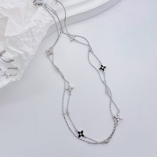 Four Leaf Clover Necklace in Micro Black