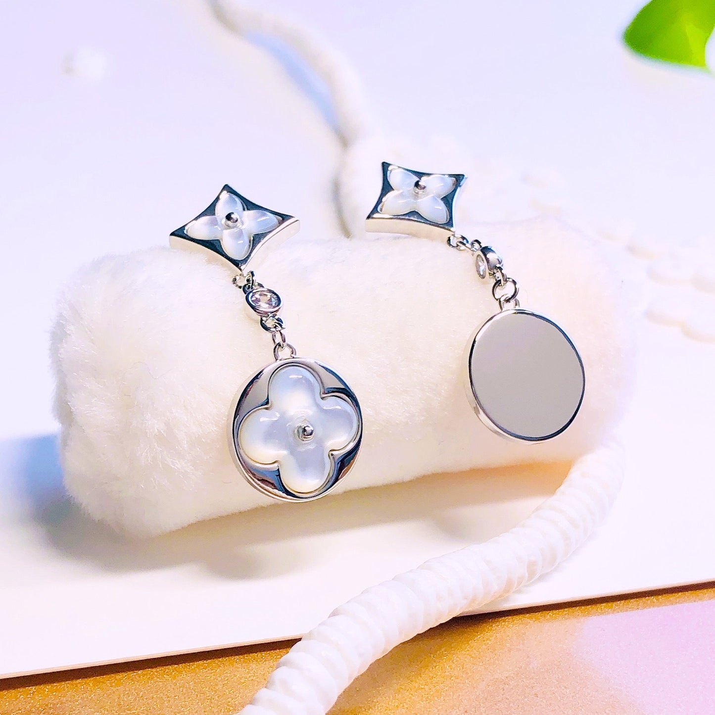 Four Leaf Clover Mother of Pearl Earrings