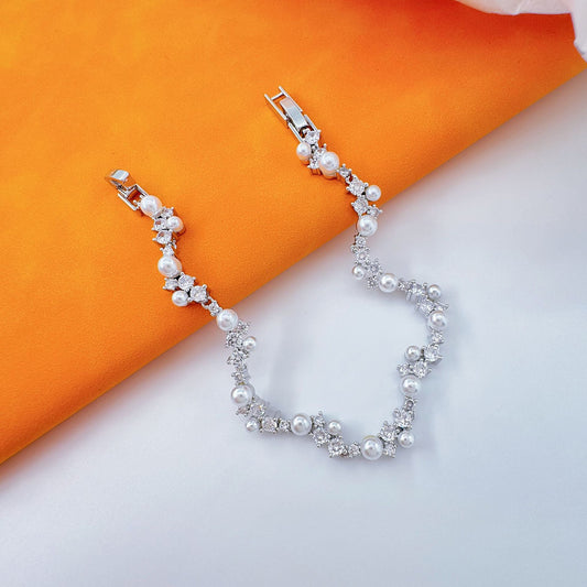 Full Diamonds Pearls Small Fragrance Bracelet