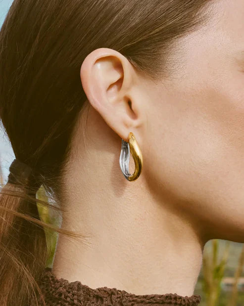 Savi Signature Medium Hoop Earrings